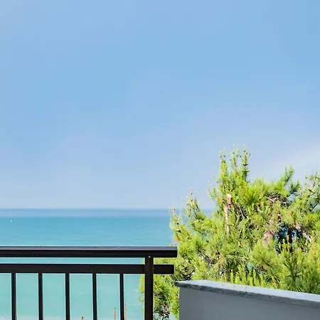 Oceana Hotel Paralia Pantaleimonos