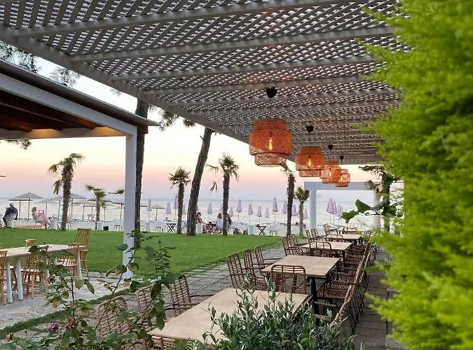 Oceana Paralia Pantaleimonos