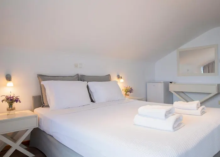 Oceana Paralia Pantaleimonos